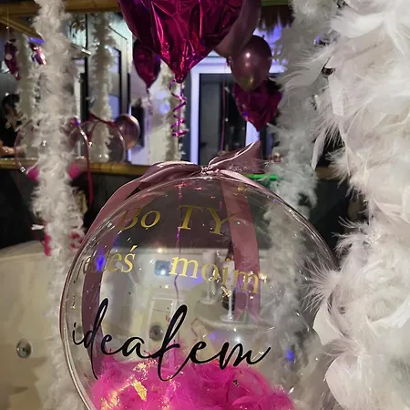 Pokoje Only Love Z Jacuzzi Dla Dwojga Rum i privatbostad Ełk