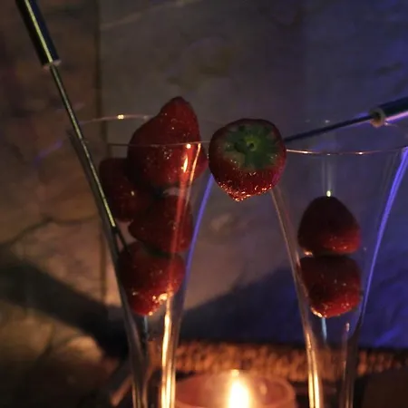 Rum i privatbostad Pokoje Only Love Z Jacuzzi Dla Dwojga *