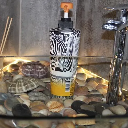 Pokoje Only Love Z Jacuzzi Dla Dwojga Homestay