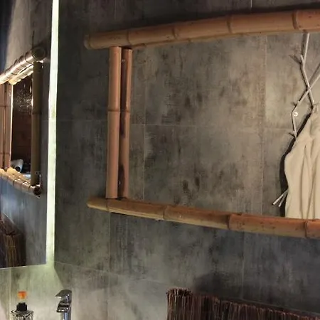 Rum i privatbostad Pokoje Only Love Z Jacuzzi Dla Dwojga