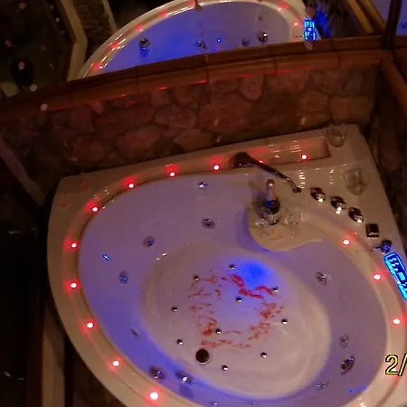 Pokoje Only Love Z Jacuzzi Dla Dwojga *