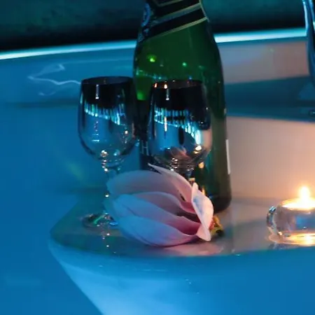 Pokoje Only Love Z Jacuzzi Dla Dwojga * Elk